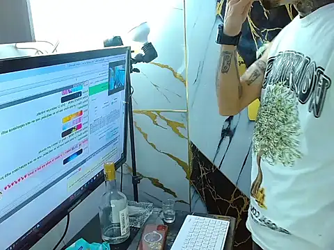 Boy tatto77 online show from 06-03-26, 11:46