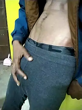 Jordyalnino92 online show from 12-18-25, 02:34