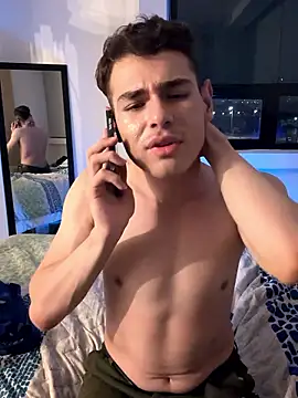 Valentino Ceratti  online show from 01-08-26, 05:43