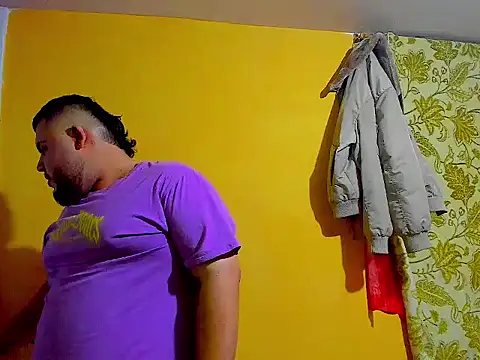 gainer chubby hot online show from 12-21-25, 07:15