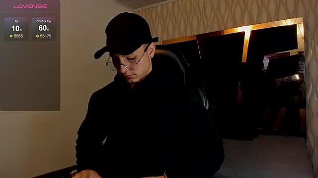 Noah Clarkk online show from 03-12-26, 05:19