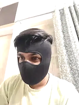 Urdreamboi20 online show from 12-18-25, 01:50