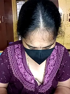 Snapshot of maduri__ chatting on 02-28-26, 02:01 maduri online show from 02-28-26, 02:01