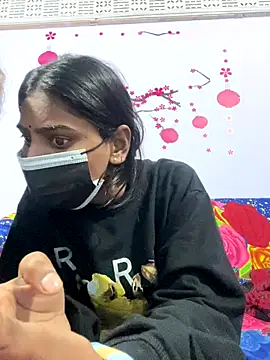 Snapshot of offshore_coupl chatting on 12-18-25, 04:57 offshore coupl online show from 12-18-25, 04:57