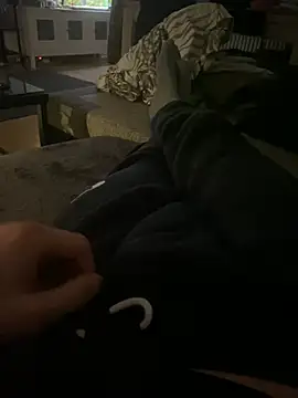 Snapshot of LienalWarplane chatting on 02-24-26, 05:33 LienalWarplane online show from 02-24-26, 05:33