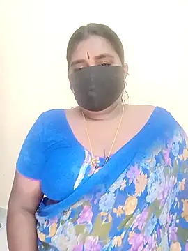 Snapshot of sirisha__9 chatting on 04-06-26, 11:00 sirisha 9 online show from 04-06-26, 11:00