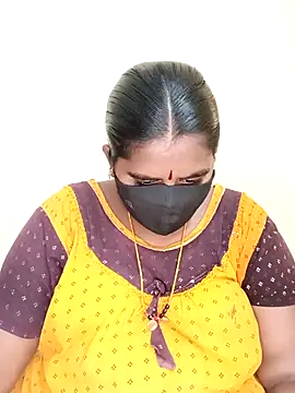 Snapshot of sirisha__9 chatting on 04-08-26, 01:55 sirisha 9 online show from 04-08-26, 01:55