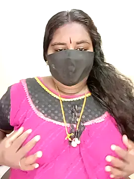Snapshot of sirisha__9 chatting on 04-10-26, 03:56 sirisha 9 online show from 04-10-26, 03:56