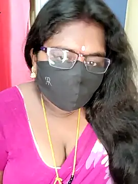 Snapshot of sirisha__9 chatting on 04-25-26, 01:14 sirisha 9 online show from 04-25-26, 01:14
