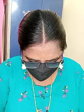 Snapshot of sirisha__9 chatting on 04-30-26, 03:24 sirisha 9 online show from 04-30-26, 03:24