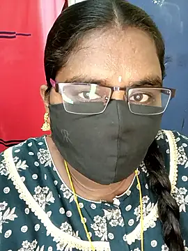 Snapshot of sirisha__9 chatting on 05-06-26, 08:08 sirisha 9 online show from 05-06-26, 08:08