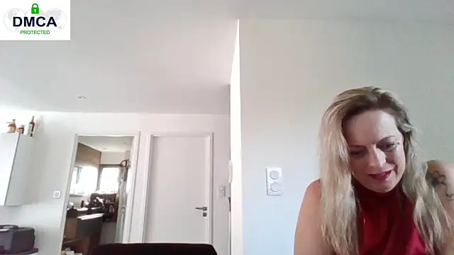 Miss-Chupagirly online show from 04-21-26, 03:07