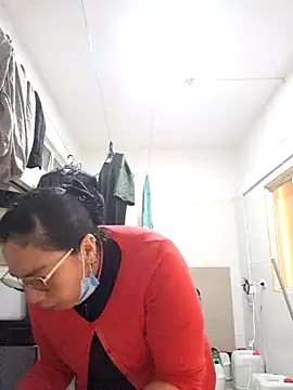 BoniFox  online show from 12-19-25, 12:45