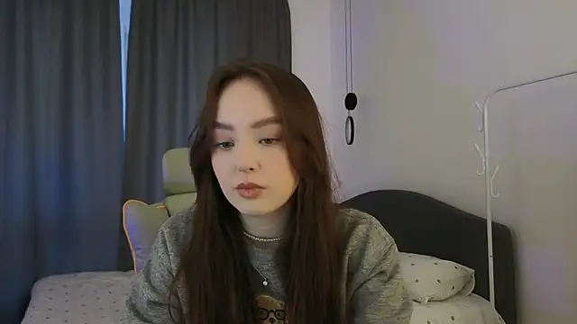 fallin lovee online show from 04-08-26, 01:33