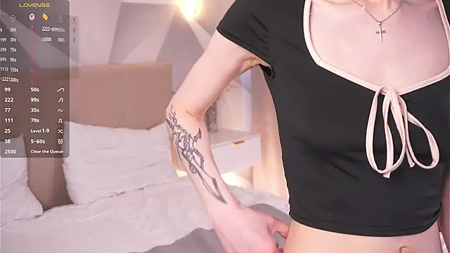 DeliaLoma online show from 04-07-26, 06:36