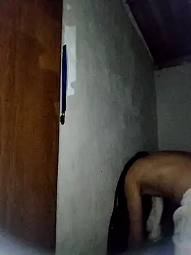 Snapshot of sexback11 chatting on 03-10-26, 03:11 sexback11 online show from 03-10-26, 03:11