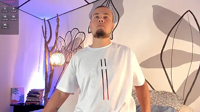 Snapshot of maaxtaylor_ chatting on 01-06-26, 11:14 maaxtaylor online show from 01-06-26, 11:14