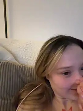 LilyLuck  online show from 02-17-26, 10:16