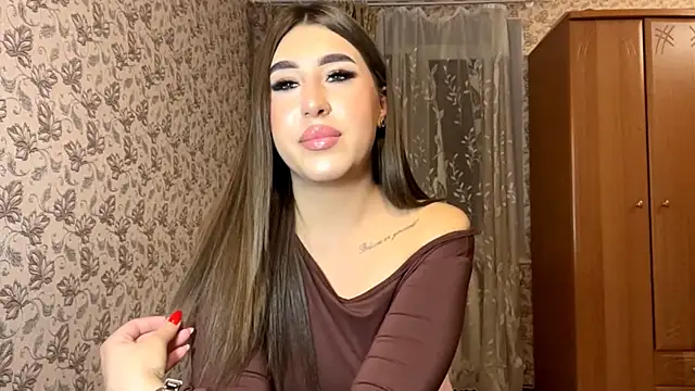 Snapshot of MarionJosue chatting on 12-20-25, 07:21 MarionJosue online show from 12-20-25, 07:21