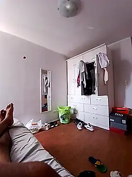 Yrresistible666 online show from 01-17-26, 04:11