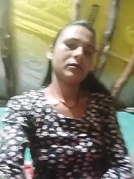 Snapshot of Cuty_priti chatting on 03-13-26, 09:43 Cuty priti online show from 03-13-26, 09:43