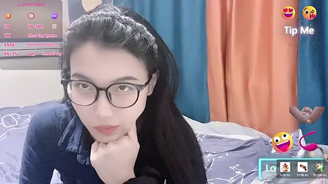 zhnmjx2025 online show from 04-14-26, 02:01