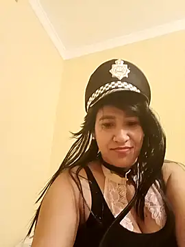 Snapshot of Canelita_123 chatting on 12-20-25, 10:17 Canelita 123 online show from 12-20-25, 10:17