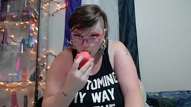 Snapshot of Pupghostt chatting on 06-07-26, 12:53 Pupghostt online show from 06-07-26, 12:53