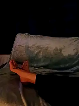 Love-Feet-25 online show from 12-19-25, 08:16