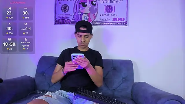 Victor LatinBoy online show from 03-27-26, 04:18