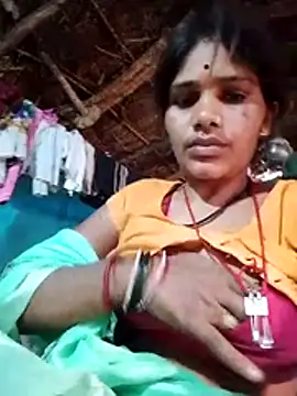 Snapshot of Rajni_hote chatting on 02-14-26, 06:21 Rajni hote online show from 02-14-26, 06:21