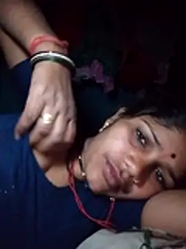 Snapshot of Rajni_hote chatting on 02-27-26, 02:39 Rajni hote online show from 02-27-26, 02:39