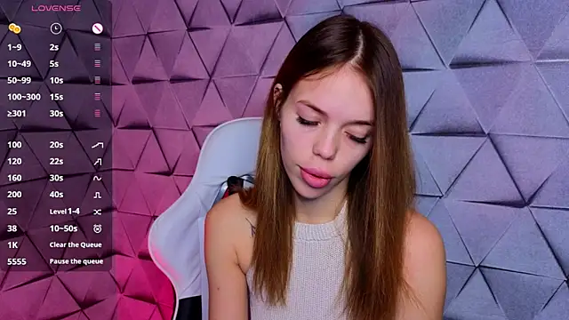 SofieSien online show from 12-22-25, 03:03