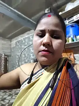 Snapshot of SexyKajal_758 chatting on 03-18-26, 07:00 SexyKajal 758 online show from 03-18-26, 07:00