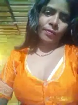 Snapshot of Kajal_sexe chatting on 12-21-25, 06:53 Kajal sexe online show from 12-21-25, 06:53