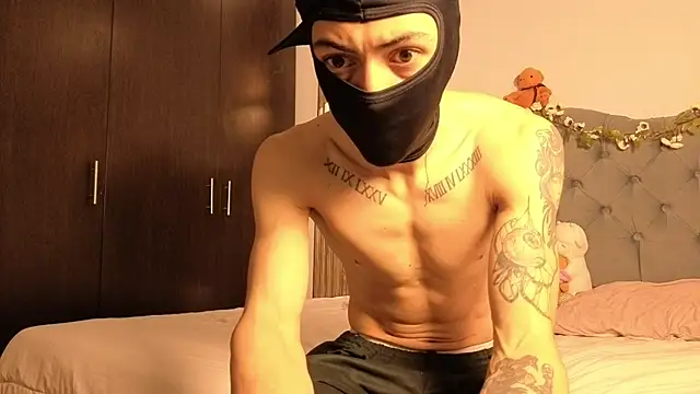 cute emmma online show from 04-22-26, 11:01