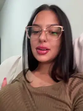 Snapshot of jujuarantes__2026 chatting on 02-03-26, 12:43 jujuarantes 2026 online show from 02-03-26, 12:43