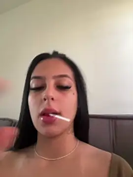 jujuarantes  2026 online show from 05-07-26, 01:49