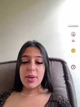 jujuarantes  2026 online show from 05-08-26, 01:27