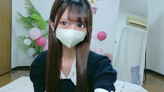 Snapshot of Kiki-jpn chatting on 06-13-26, 01:31 Kiki-jpn online show from 06-13-26, 01:31