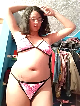 Snapshot of SweetDeya chatting on 04-22-26, 04:15 SweetDeya online show from 04-22-26, 04:15