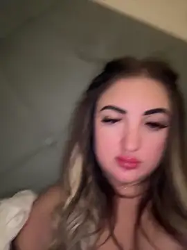 Snapshot of merabel1995 chatting on 12-22-25, 11:35 merabel1995 online show from 12-22-25, 11:35