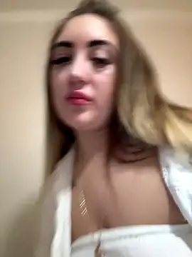 Snapshot of merabel1995 chatting on 01-08-26, 10:01 merabel1995 online show from 01-08-26, 10:01