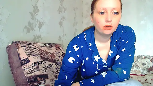 Snapshot of CrystallAngel chatting on 02-05-26, 11:48 CrystallAngel online show from 02-05-26, 11:48