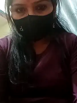 Snapshot of ritu7755 chatting on 02-15-26, 04:14 ritu7755 online show from 02-15-26, 04:14