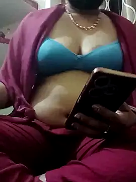 Snapshot of ritu7755 chatting on 03-04-26, 04:35 ritu7755 online show from 03-04-26, 04:35