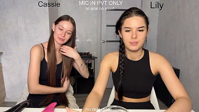 Snapshot of girls_secrets chatting on 02-09-26, 10:41 girls secrets online show from 02-09-26, 10:41