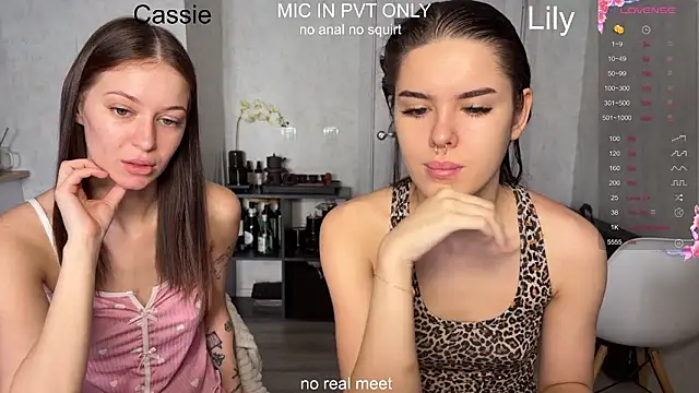 Snapshot of girls_secrets chatting on 02-27-26, 10:04 girls secrets online show from 02-27-26, 10:04