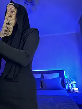 LuxBrunette  online show from 04-21-26, 05:03