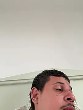 mouraerik123 online show from 04-10-26, 05:39